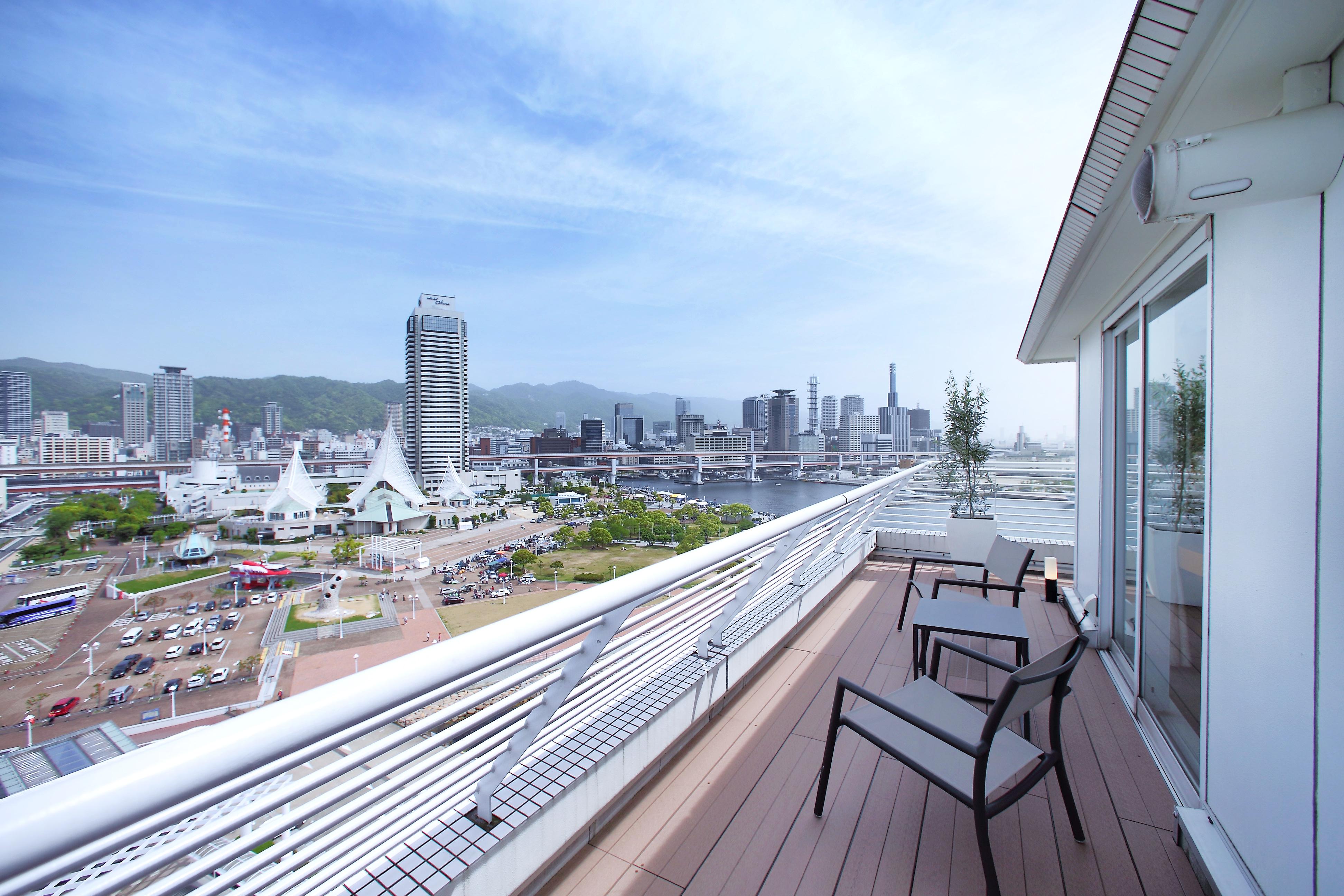 Kobe Meriken Park Oriental Hotel Exterior photo