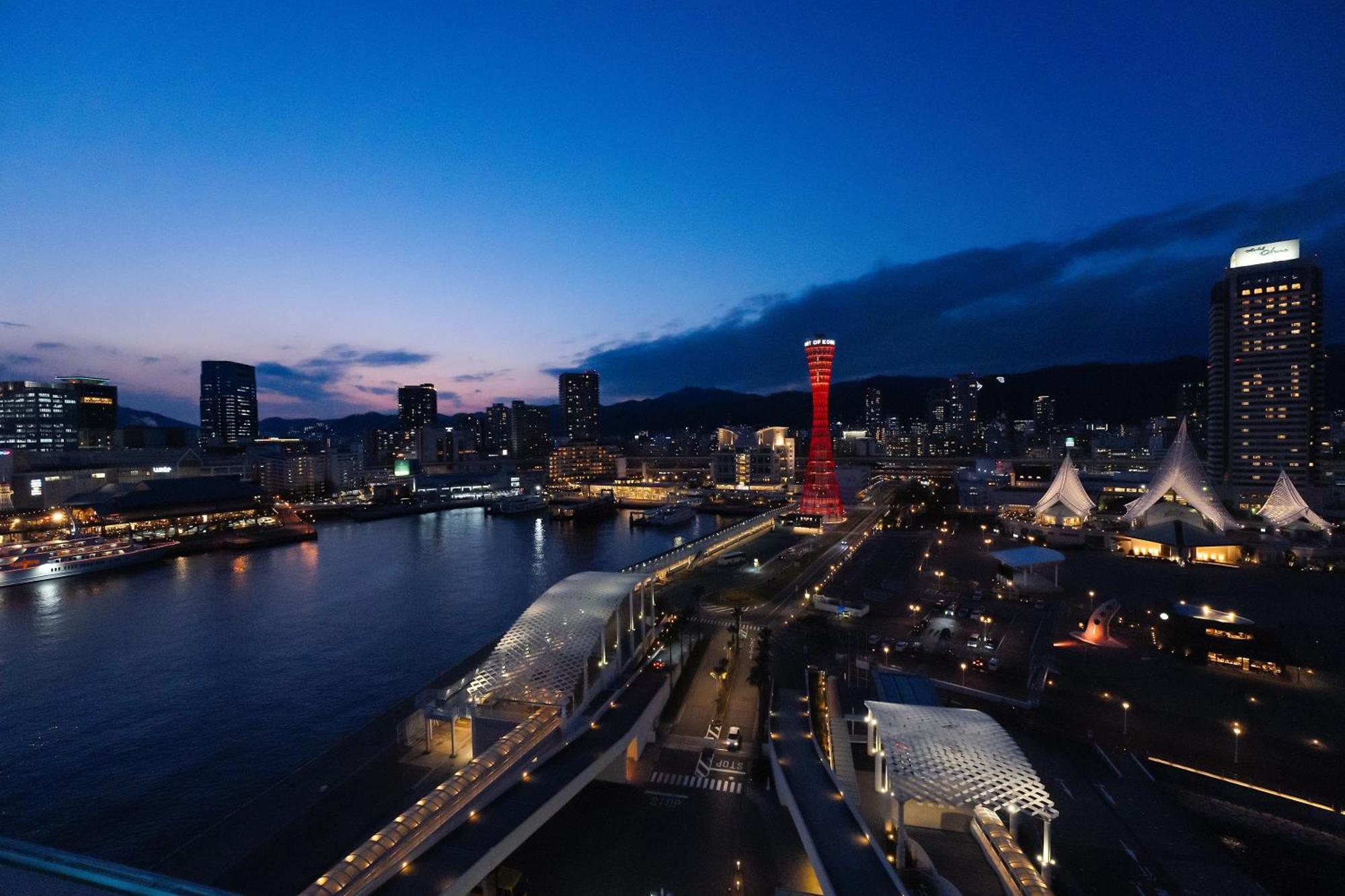 Kobe Meriken Park Oriental Hotel Exterior photo